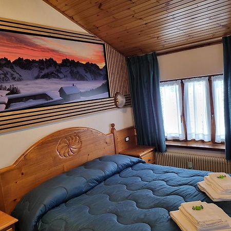 Albergo Meuble Tarandan Forni di Sopra Extérieur photo