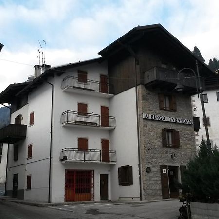 Albergo Meuble Tarandan Forni di Sopra Extérieur photo
