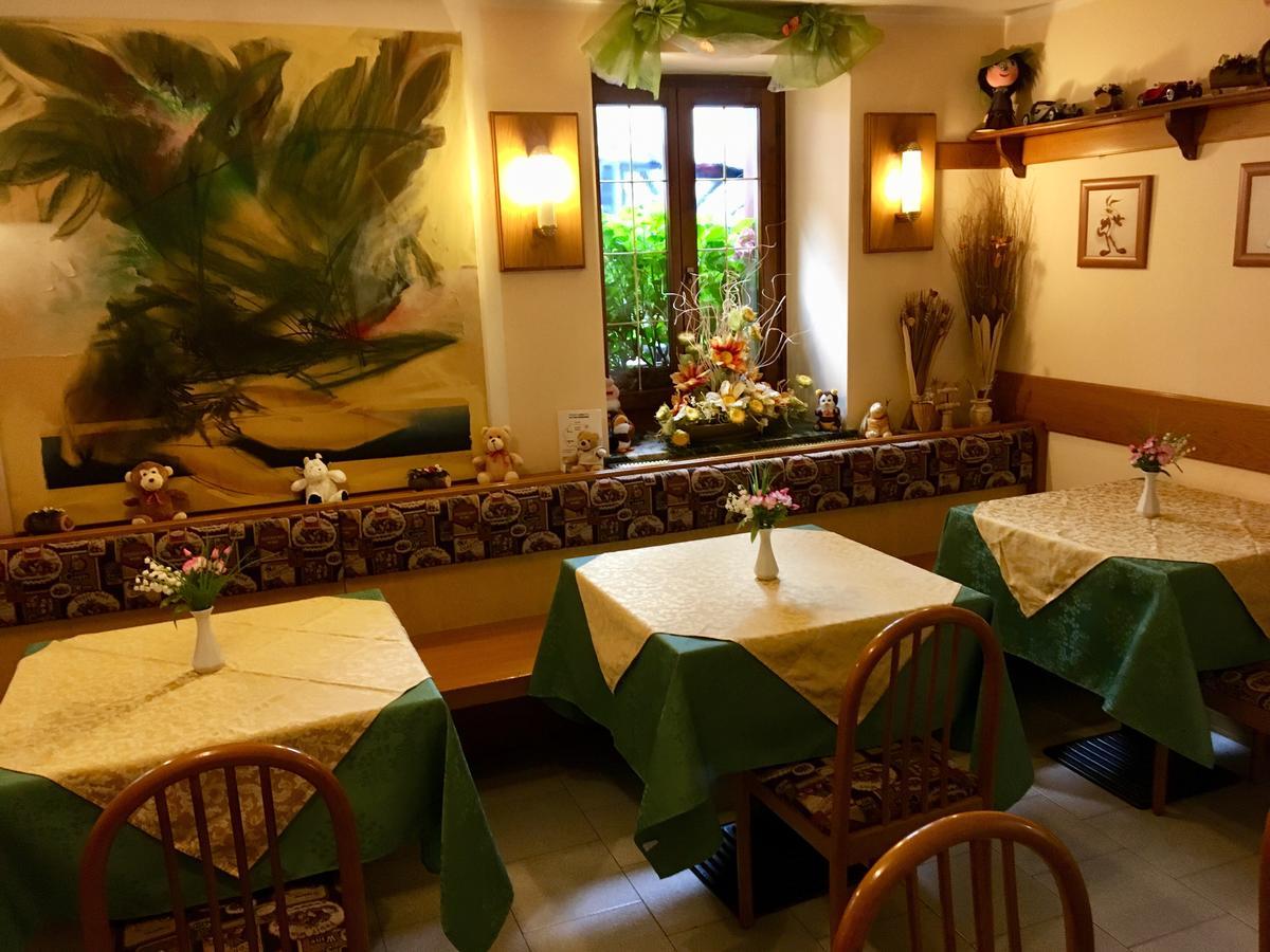 Albergo Meuble Tarandan Forni di Sopra Extérieur photo